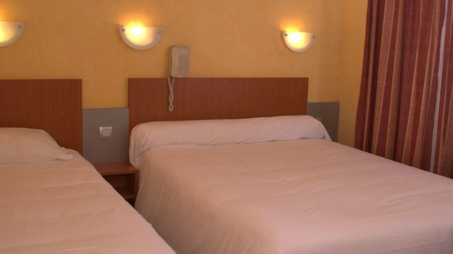 Little Hotel