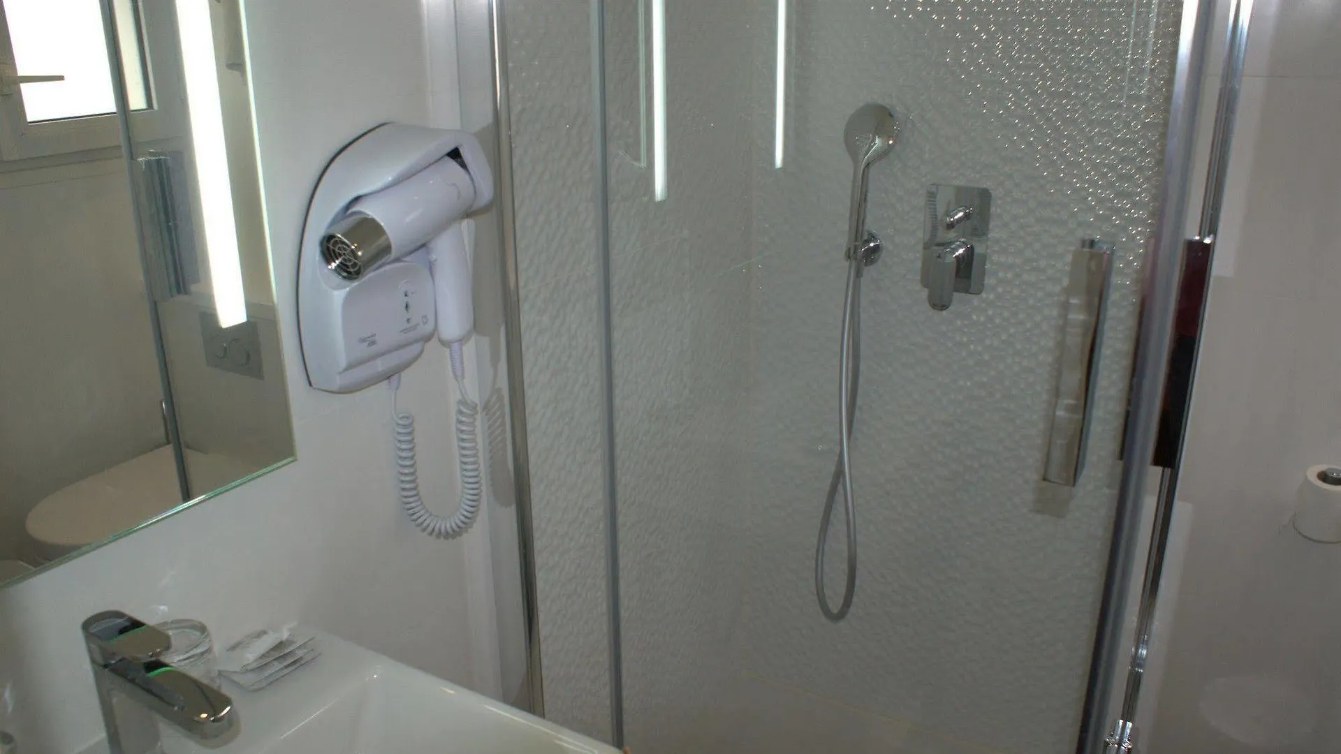 Hotel Little 2*